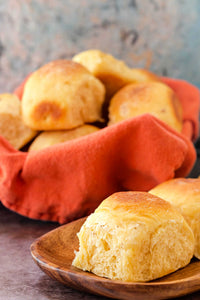 Today, I’m bringing you some absolutely delicious potato cheese rolls, friends