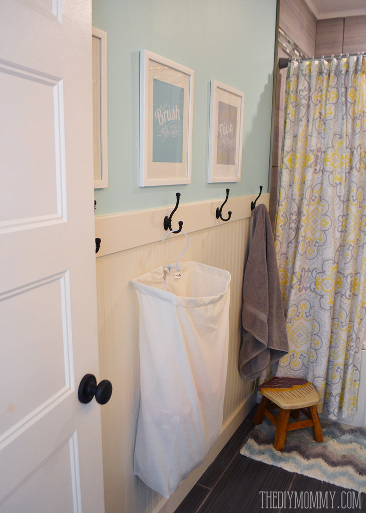 An Easy DIY Beadboard Hook Wall In The Kids’ Bathroom