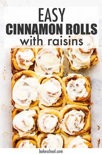 Cinnamon rolls with raisins