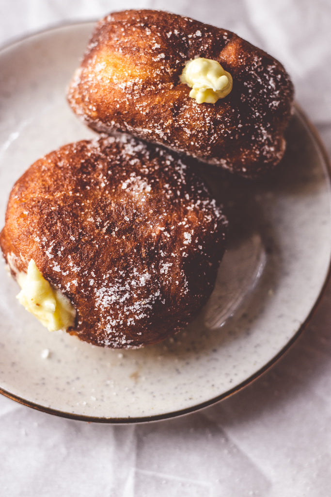Brioche Doughnuts with Lemon Curd