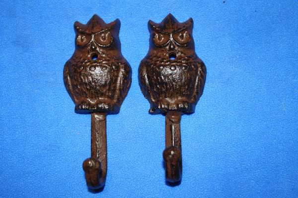 Owl Bath Towel Hooks, Cast Iron, 5&quot; tall, Volume Priced, H-43