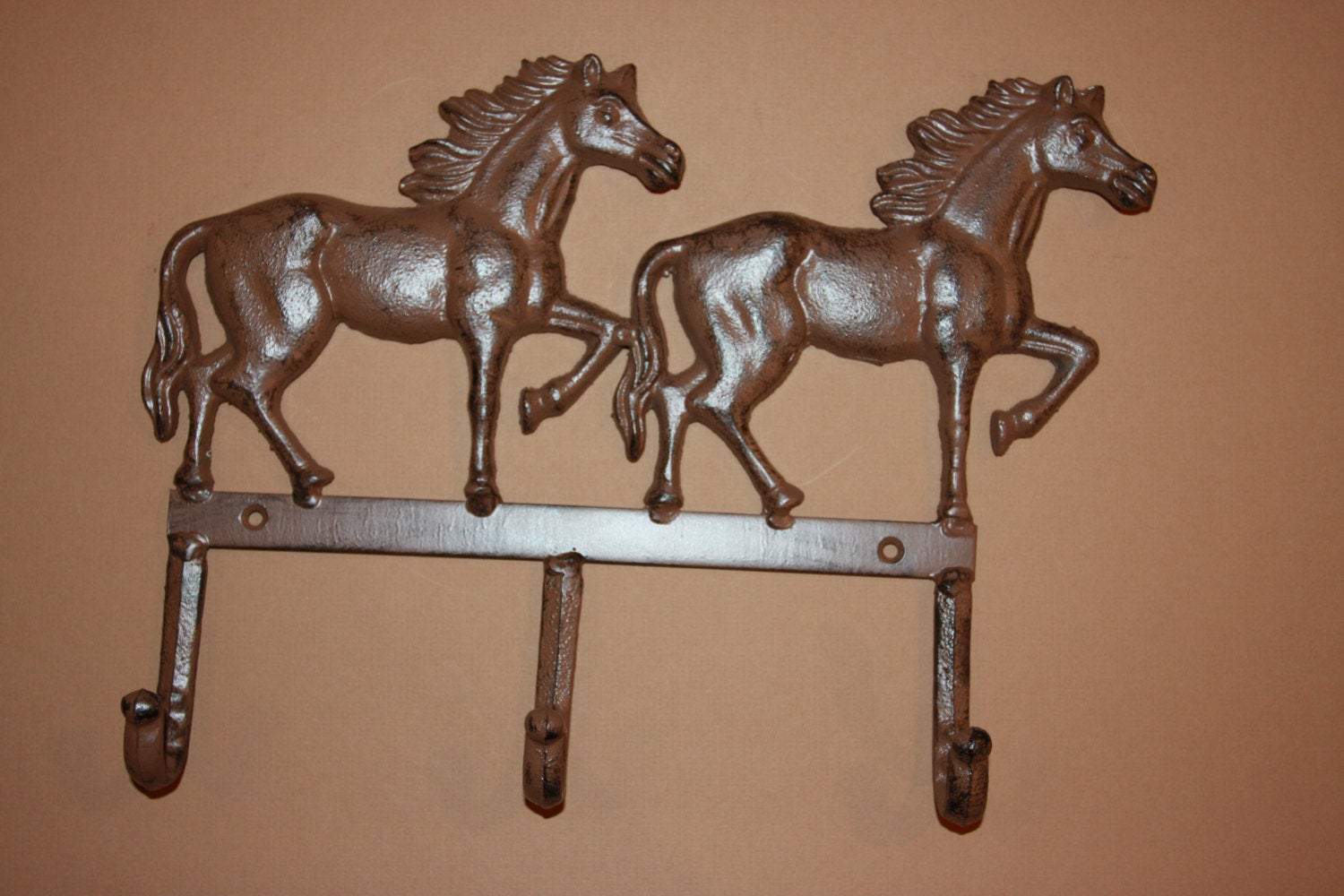 1) pc, Wild Horse Bathroom Decor, cast iron towel hooks, free shipping, western bath hooks, equestrian bath decor, paintable,W-55